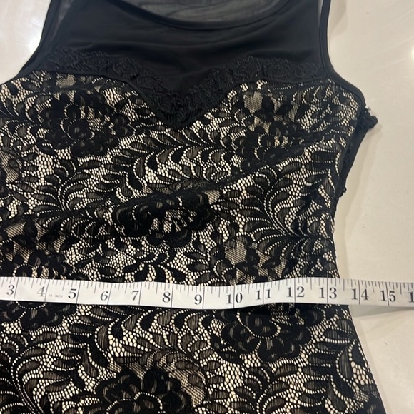 🖤Miusol,STUNNING Vintage Floral Lace, Sheer Open Back. Perfect Condition,Size S - Picture 12 of 13